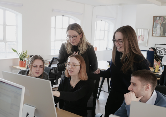 Group Shot Final CURVED(1)