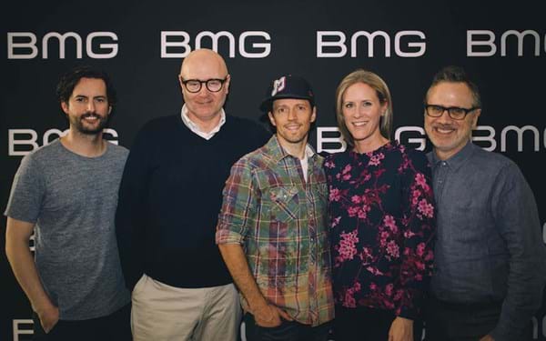 Jason Mraz inks deal with BMG